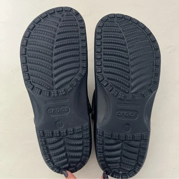 Crocs Men's Navy Blue Classic Clog 11 - Picture 5 of 5